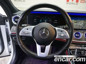 Mercedes-Benz CLS-Class CLS300d AMG Line 2020 года из Южной Кореи