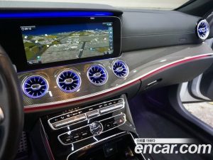 Mercedes-Benz CLS-Class CLS300d AMG Line 2020 года из Южной Кореи