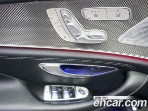 Mercedes-Benz CLS-Class CLS300d AMG Line 2020 года из Южной Кореи