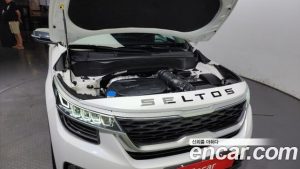 Kia Seltos Бензин 1.6 Turbo 4WD 2020 года из Южной Кореи