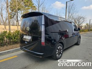Hyundai Staria 4WD Lounge 9-Seater 2023 года из Южной Кореи