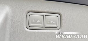 Hyundai Staria 4WD Lounge 9-Seater 2023 года из Южной Кореи