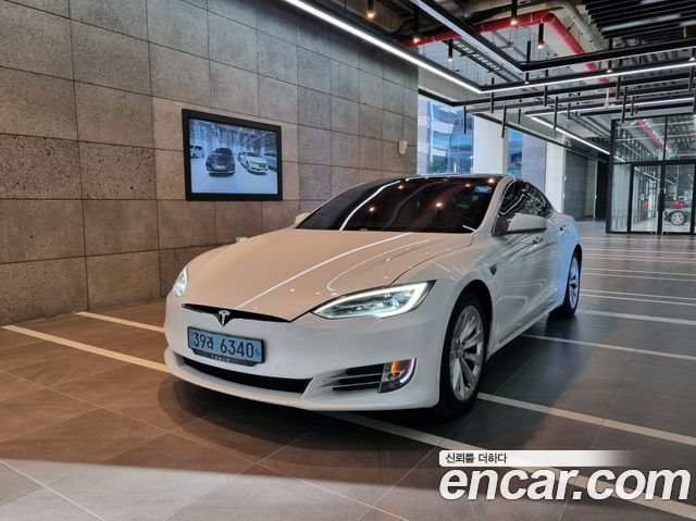 Tesla Model S LONG RANGE 2019 года из Кореи