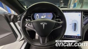 Tesla Model S LONG RANGE 2019 года из Южной Кореи