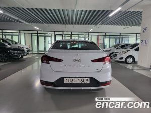 Hyundai AVANTE 1.6 2020 года из Южной Кореи