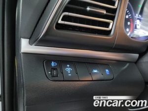 Hyundai AVANTE 1.6 2020 года из Южной Кореи
