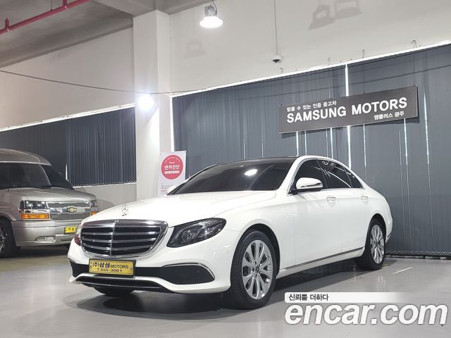 Mercedes-Benz E-Class E220d Exclusive 2019 года из Кореи