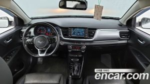 Kia Stonic 1.4 2020 года из Южной Кореи