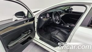 Kia K5 Noblesse 2021 года из Южной Кореи