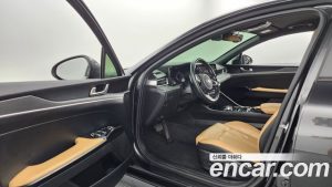 Kia K5 2.0 2020 года из Южной Кореи