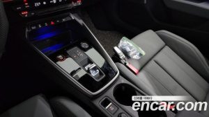 Audi S3 2.0 TFSI 4WD 2023 года из Южной Кореи