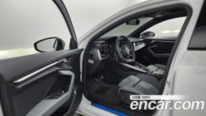 Audi S3 2.0 TFSI 4WD 2023 года из Южной Кореи