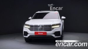 Volkswagen Touareg 3.0 TDI Premium 2020 года из Южной Кореи