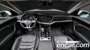 Volkswagen Touareg 3.0 TDI Premium 2020 года из Южной Кореи