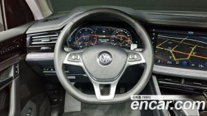 Volkswagen Touareg 3.0 TDI Premium 2020 года из Южной Кореи