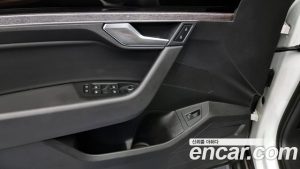 Volkswagen Touareg 3.0 TDI Premium 2020 года из Южной Кореи