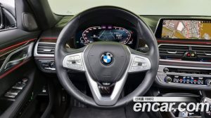 BMW 7-Series 740Li xDrive Design Pure Excellence 2020 года из Южной Кореи