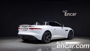 Jaguar F-TYPE P300 Cabriolet 2021 года из Южной Кореи