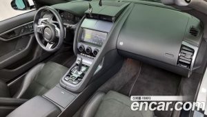 Jaguar F-TYPE P300 Cabriolet 2021 года из Южной Кореи