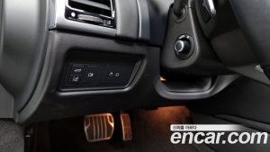 Jaguar F-TYPE P300 Cabriolet 2021 года из Южной Кореи