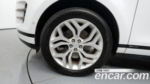 Land Rover Range Rover Evoque D180 R-Dynamic SE 2020 года из Южной Кореи