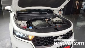 Kia Sorento Дизель 2.2 2WD 2021 года из Южной Кореи