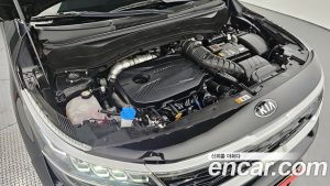 Kia Seltos Бензин 1.6 Turbo 2WD 2021 года из Южной Кореи