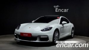 Porsche Panamera 3.0 AWD 2020 года из Южной Кореи
