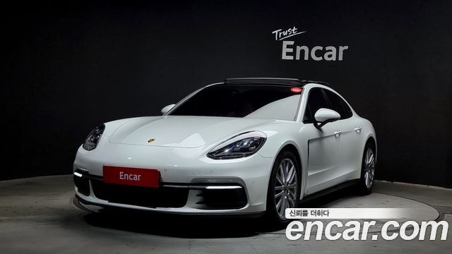 Porsche Panamera 3.0 AWD 2020 года из Кореи