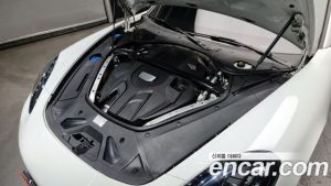 Porsche Panamera 3.0 AWD 2020 года из Южной Кореи