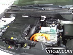 Kia Niro 1.6 HEV 2020 года из Южной Кореи