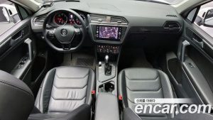 Volkswagen Tiguan 2.0 TDI Prestige 2020 года из Южной Кореи