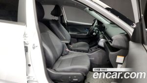 Hyundai Kona Inspiration 2023 года из Южной Кореи