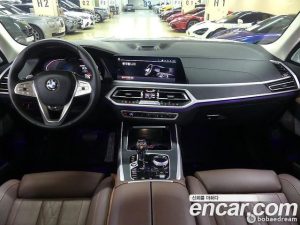 BMW X7 xDrive 40i Design Pure Excellence 7-Seater 2021 года из Южной Кореи