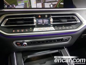 BMW X7 xDrive 40i Design Pure Excellence 7-Seater 2021 года из Южной Кореи