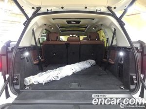 BMW X7 xDrive 40i Design Pure Excellence 7-Seater 2021 года из Южной Кореи