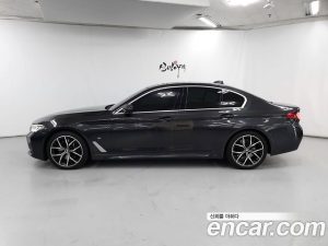 BMW 5-Series 530i M Sport 2021 года из Южной Кореи
