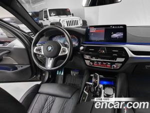 BMW 5-Series 530i M Sport 2021 года из Южной Кореи