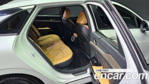 Kia K5 Signature 2021 года из Южной Кореи