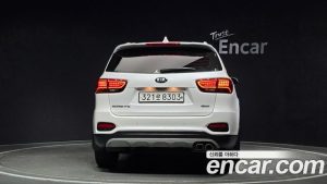 Kia Sorento Дизель 2.2 2WD 2020 года из Южной Кореи