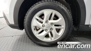 Hyundai Venue 1.6 Smart 2020 года из Южной Кореи