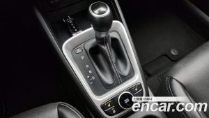 Hyundai Venue 1.6 Smart 2020 года из Южной Кореи