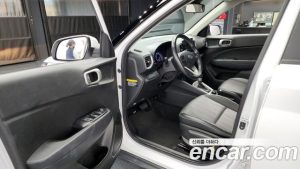 Hyundai Venue 1.6 Smart 2020 года из Южной Кореи