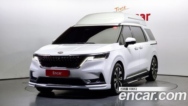 Kia Carnival Бензин 9-Seater HI-Limousine (Special Hi-End Version) 2021 года из Кореи