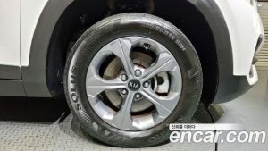 Kia Seltos Бензин 1.6 Turbo 2WD 2022 года из Южной Кореи
