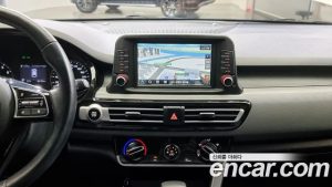 Kia Seltos Бензин 1.6 Turbo 2WD 2022 года из Южной Кореи