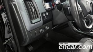 ChevroletGMDaewoo Colorado 3.6 Z71-X Midnight 4WD 2021 года из Южной Кореи