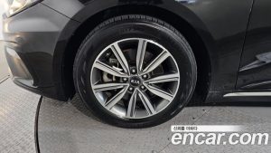 Kia K5 2.0 2020 года из Южной Кореи