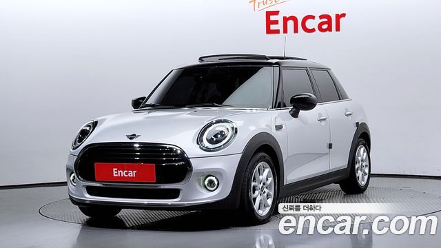 Mini Cooper 5Door HIGH 2020 года из Кореи