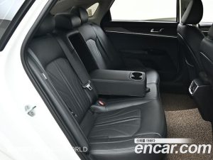 Kia K5 2.0 2021 года из Южной Кореи